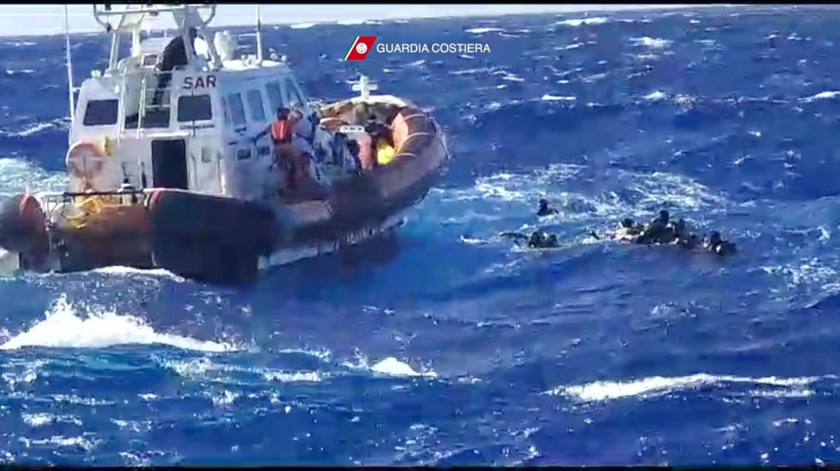 Italia: Migranți au naufragiat în largul coastei Lampedusei, cel puțin 41 de morți