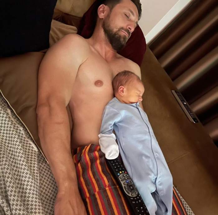 Fiul lui Dani Oțil și al Gabrielei Prisăcariu a împlinit doi ani