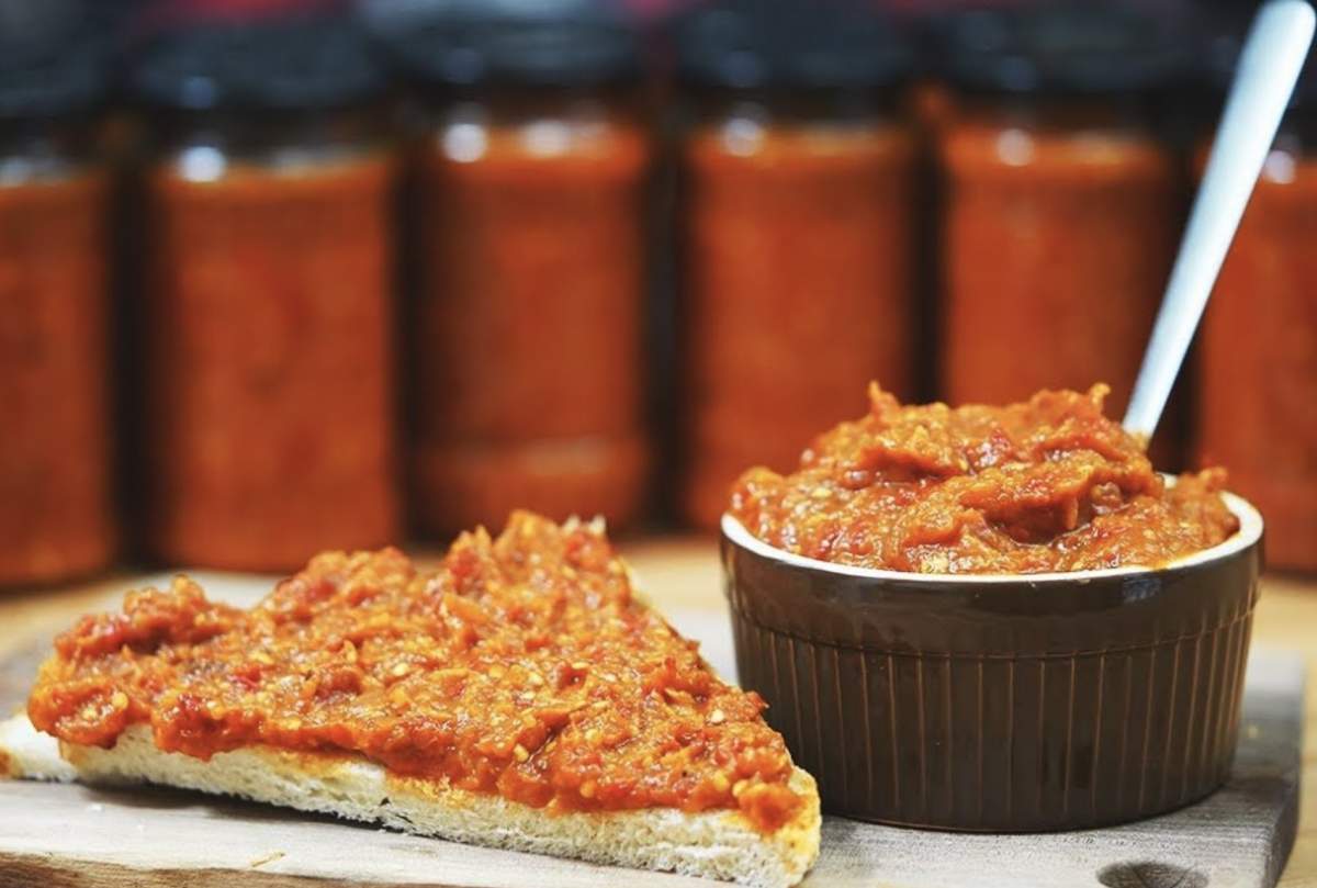 Zacusca De ce fermentează zacusca, de fapt. Greșeala făcută de cele mai multe gospodine