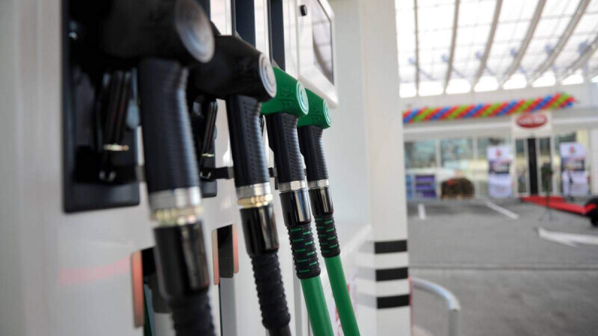 Preţul carburanților a crescut semnificativ, față de zile trecute. Cât costă astăzi, 12 septembrie 2023 benzina și motorina