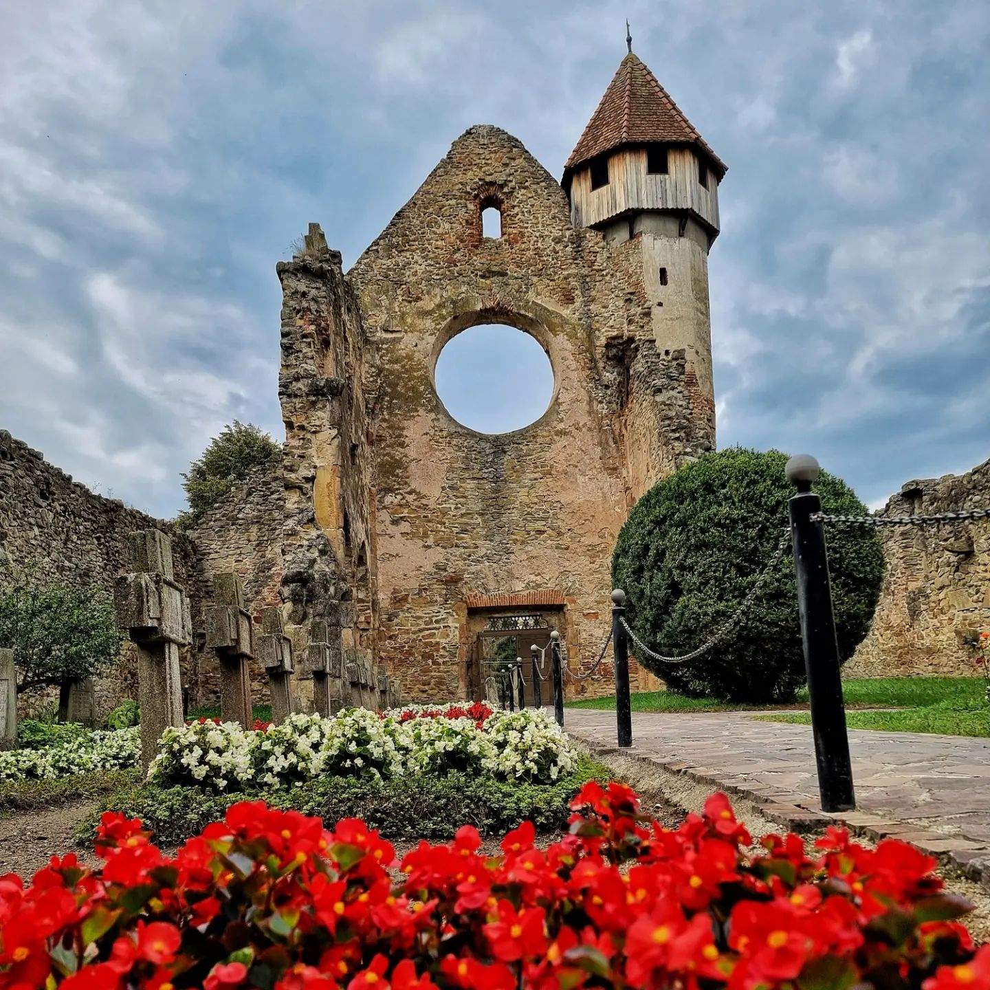 Locul din România unde s-a filmat un celebru film de groază. Intrarea costă doar 10 lei / FOTO