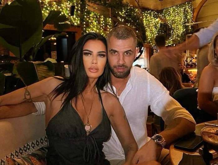 Oana Zăvoranu și Alex Ashraf la un restaurant