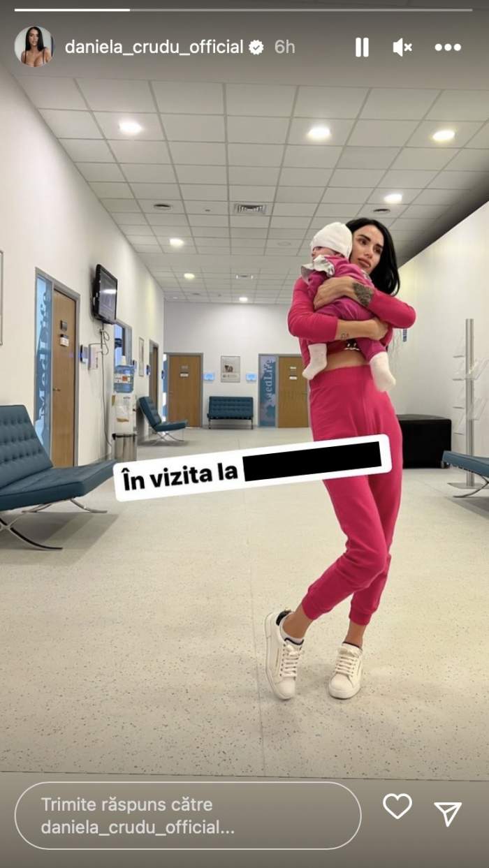 Daniela Crudu, imagine emoționantă cu fiica sa! Fosta asistentă TV a mers la medic cu micuța Daiana / FOTO