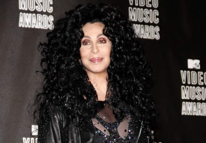 Cântăreața Cher, acuzată că și-a răpit propriul copil dintr-un hotel din New York. Ce se va întâmpla cu vedeta internațională