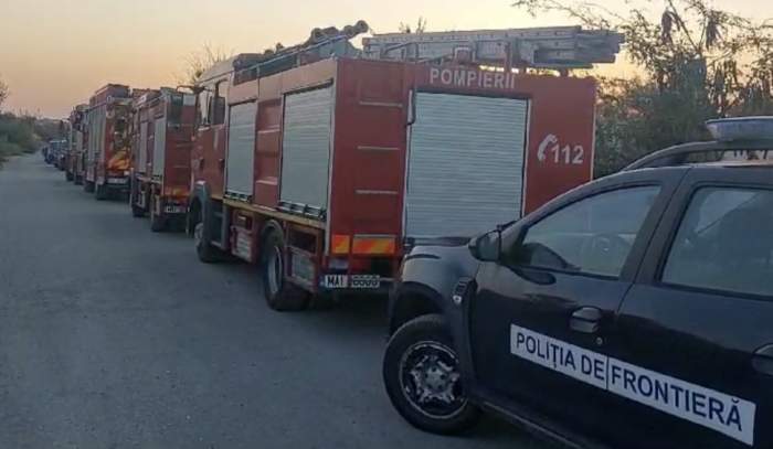 mașini de ăpompieri și de poliție în Galați
