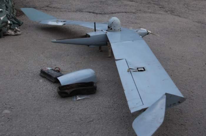 Au fost găsite mai multe bucăţi dintr-o dronă rusească pe teritoriul României, în Tulcea. Ministrul Apărării, Angel Tîlvăr, a confirmat