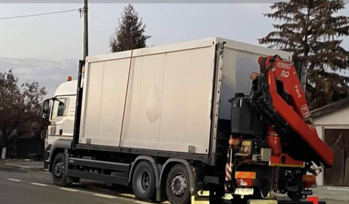 Containerele Crevedia Cum arată containerele aduse în Crevedia pentru familiile rămase fără adăpost, în urma exploziilor devastatoare. Primele imagini cu noile locuințe