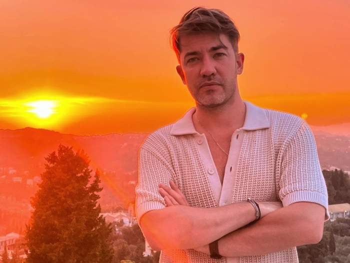 Arsenie Todiraș, fostul membru al trupei O-Zone, și-a cerut în căsătorie iubita. Cei doi, din nou împreună, la zeci ani de la despărțire. Cum arată inelul / FOTO