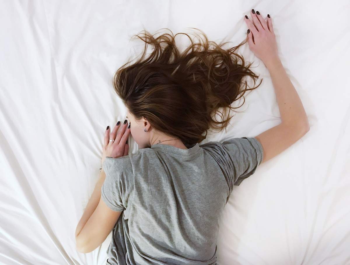 Cum să te trezești mai ușor dimineața. 7 metode ca să fii matinal