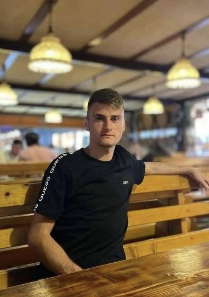 Unul dintre cei doi băieți luase carnetul în urmă cu trei luni