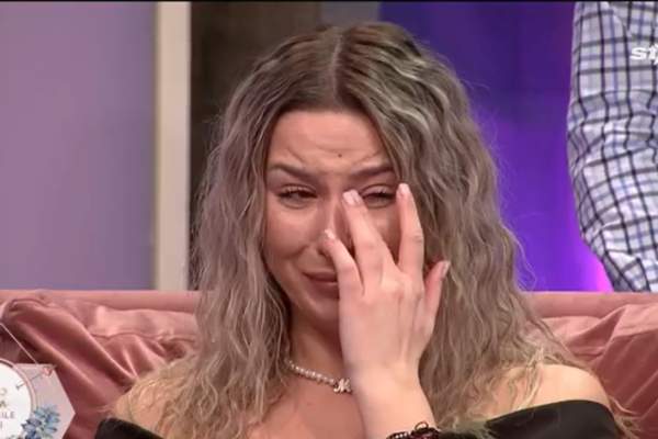 Mireasa. Maria a izbucnit în lacrimi, după ce Iuliana a fost sunată de mama ei. Ce a emoționat-o atât de mult pe concurentă. ”Ține foarte mult la...” / VIDEO