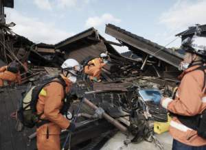 Numărul deceselor în urma cutremurului din Japonia crește pe zi ce trece tot mai mult. 92 de persoane și-au pierdut viața și aproape 250 sunt dispărute