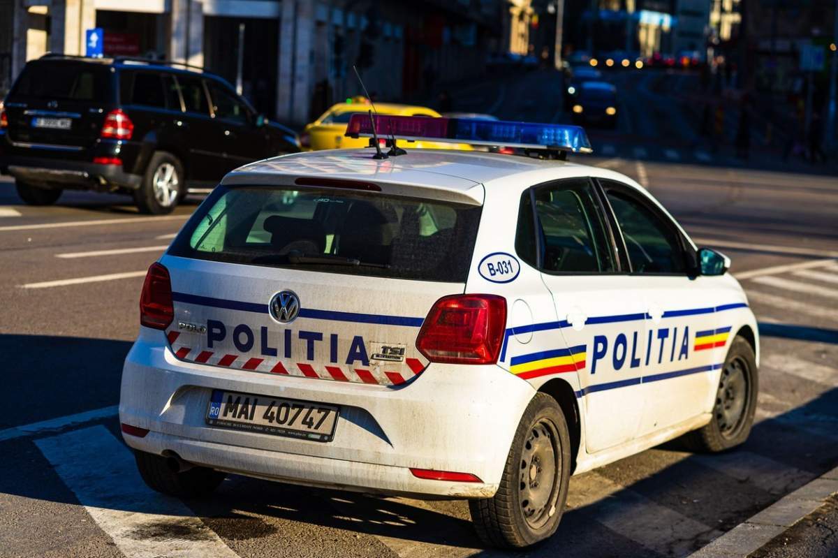 mașină de poliție