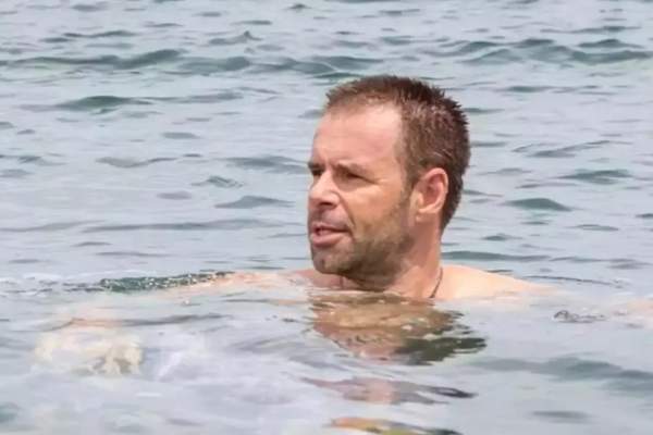 Bărbatul care și-a vândut averea ca să își cumpere o insulă, confesiuni incredibile! Ce trebuie să facă pentru a supraviețui