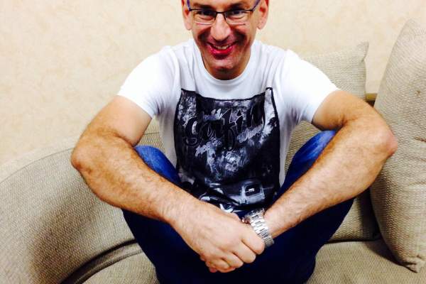 Este ziua celui mai șarmant reporter de monden, Horațiu Tudor! Ce replică savuroasă a avut când a fost întrebat ce vârstă are
