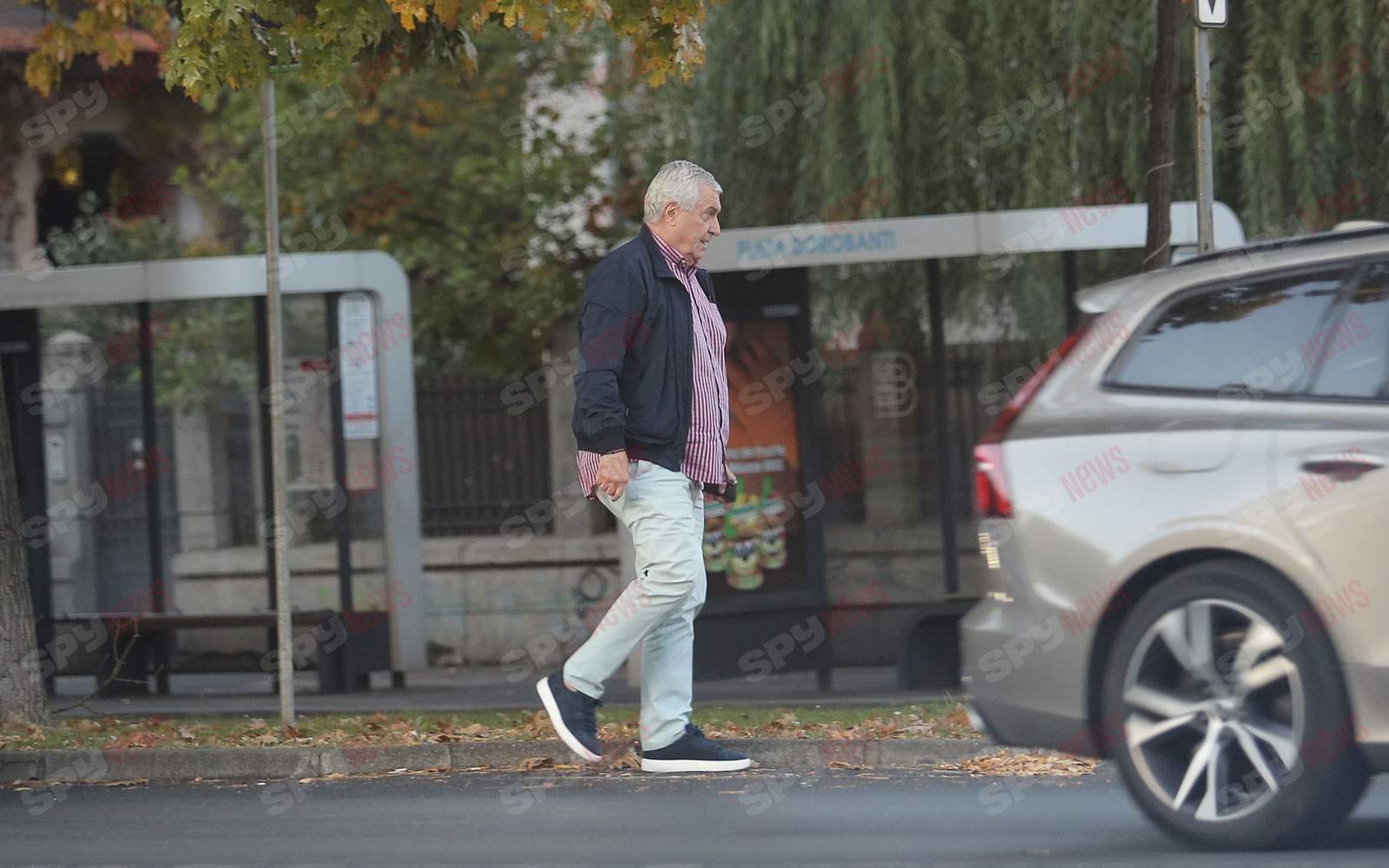 Călin Popescu Tăriceanu știe care este rolul unui bunic! Nepoțelul a fost răsfățat cum se cuvine / PAPARAZZI