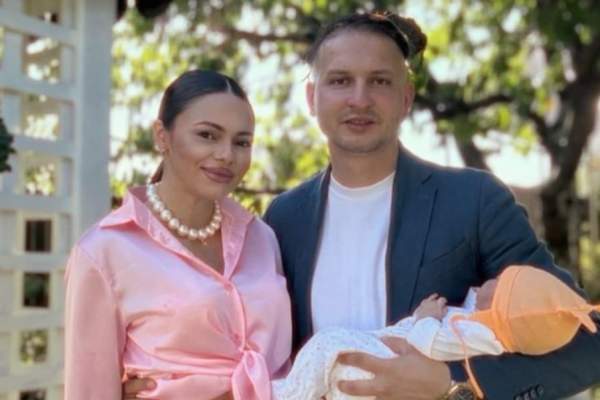 Cosmina Adam, poveste de dragoste alături de un politician! Unde l-a întâlnit fosta asistentă de la Acces Direct pe tatăl fetiței sale