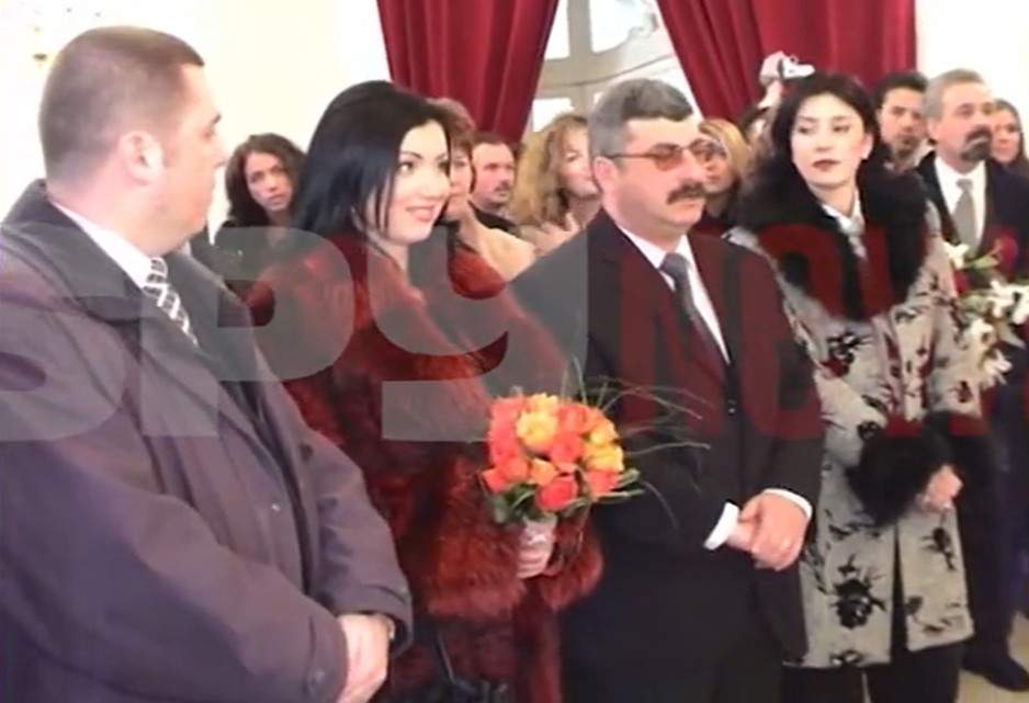 Imagini de colecție cu Silviu Prigoană și Adriana Bahmuțeanu în ziua nunții. S-au căsătorit pentru prima dată în 2003