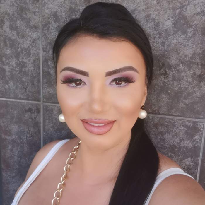 adriana bahmuteanu