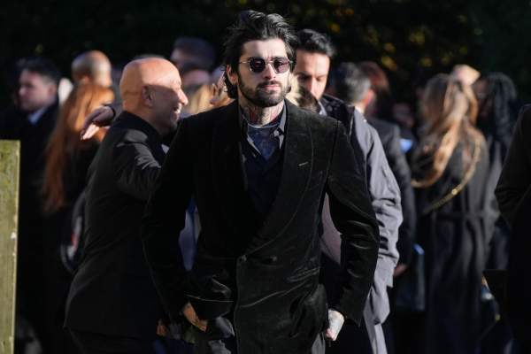 Zayn Malik, omagiu pentru Liam Payne în timpul concertului, după ce artistul a fost înmormântat: „Te iubesc" / FOTO