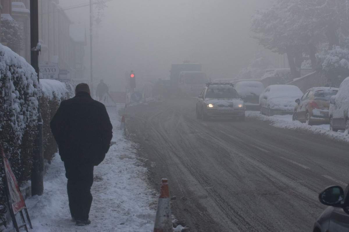 peisaj de iarnă din oraș