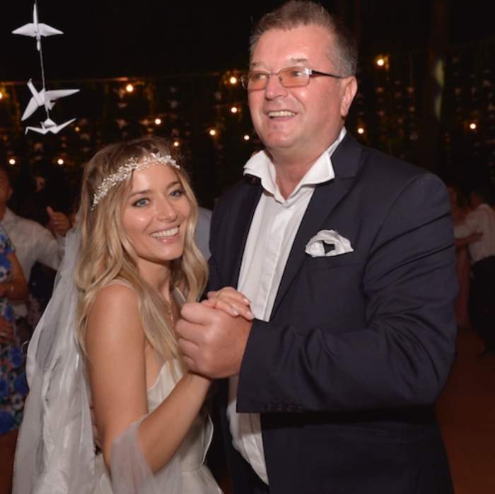 Laura Cosoi, mesaj emoționant la 4 ani de când și-a pierdut tatăl. Ce a transmis prezentatoarea emisiunii Vacanță de vedetă: “Ne este dor…” / FOTO