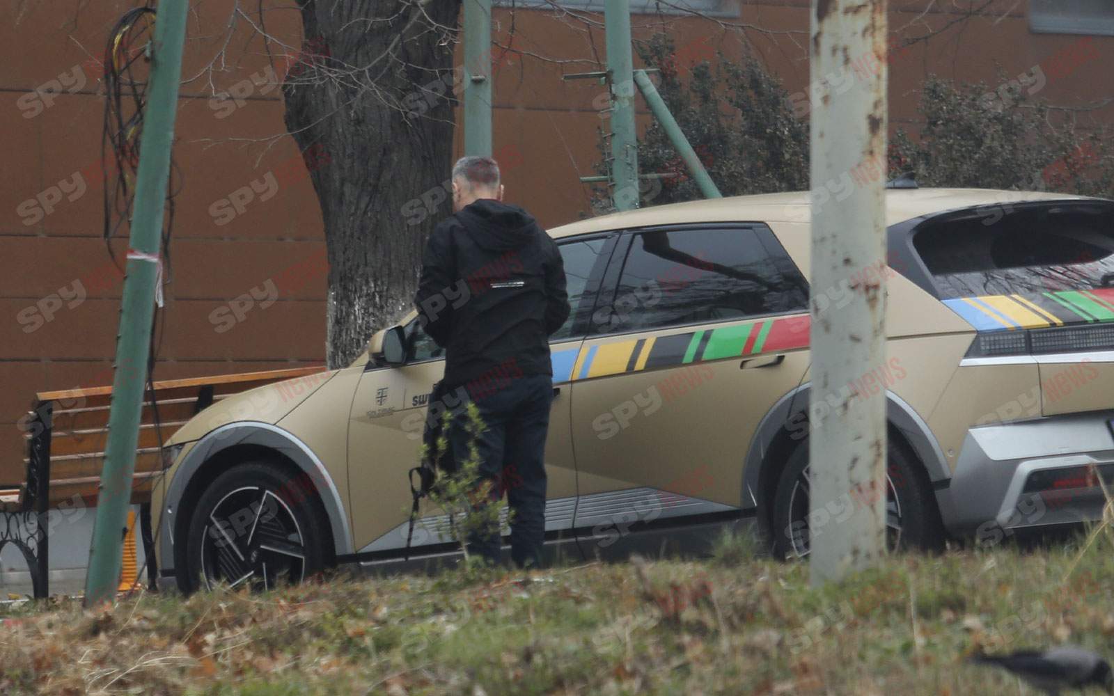 Ce face Mihai Popovici când nu se ocupă de cariera fiului său! Imagini rare cu tatăl campionului David Popovici / PAPARAZZI