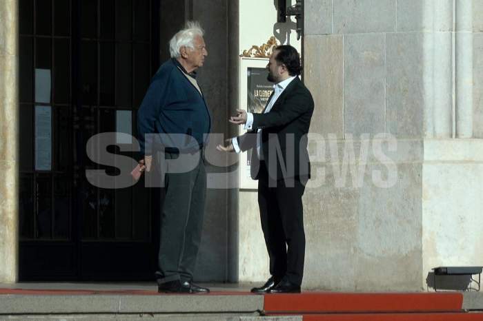 Ce a lăsat scris Plácido Domingo în cartea de onoare a Operei Naționale din București! Noi avem imaginea! | FOTO