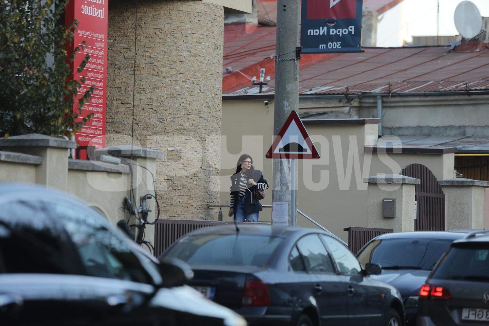 Sănătatea e mereu pe primul loc! În ce loc au surprins-o paparazzii Spynews.ro pe Monica Bîrlădeanu