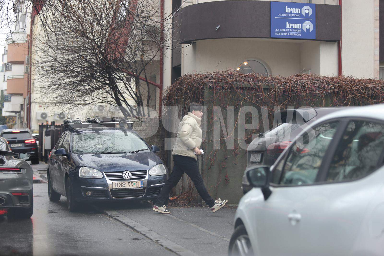 Nu contează că ești Selly și ai mașină de peste 250 de mii de euro! O pățești și tu ca tot omu', mai ales în București / PAPARAZZI