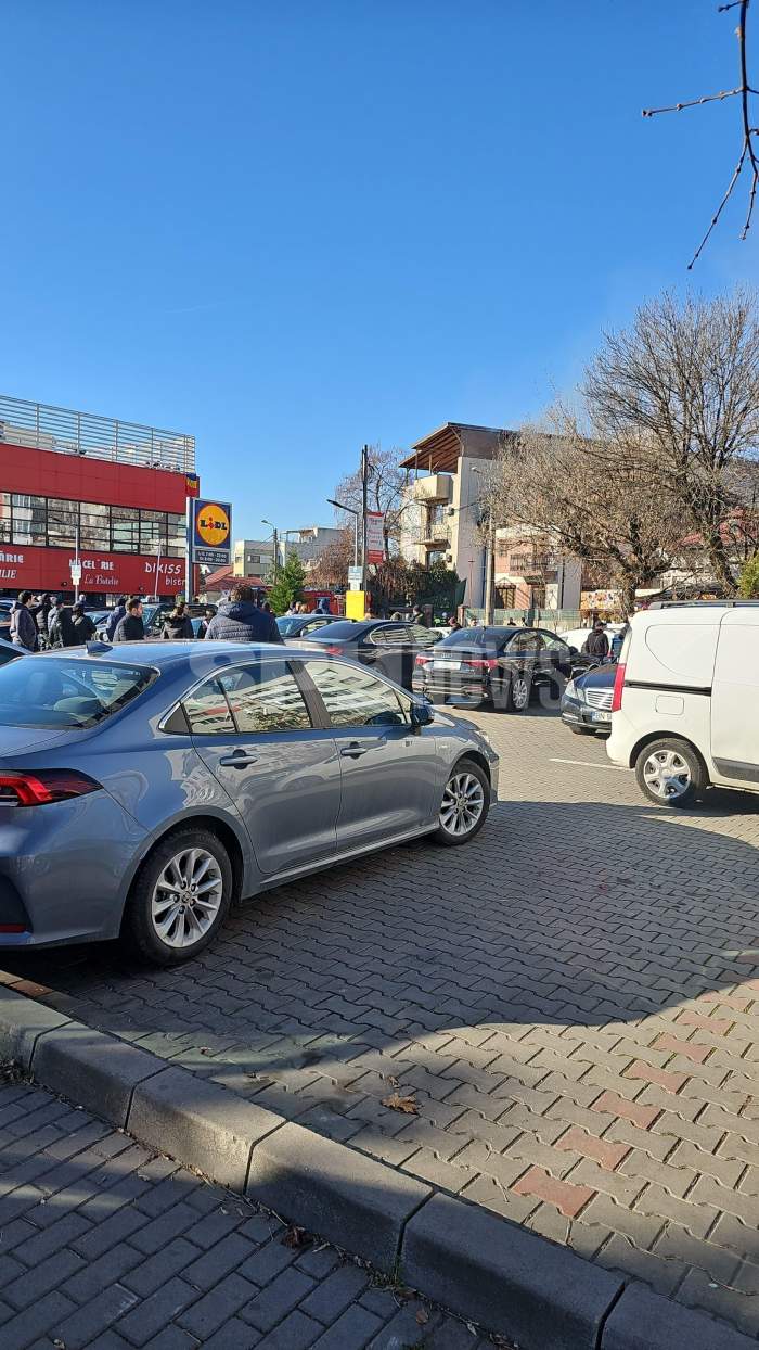 Incendiu uriaș în București! Pompierii au intervenit de urgență în zona 1 Mai. Imagini exclusive | VIDEO