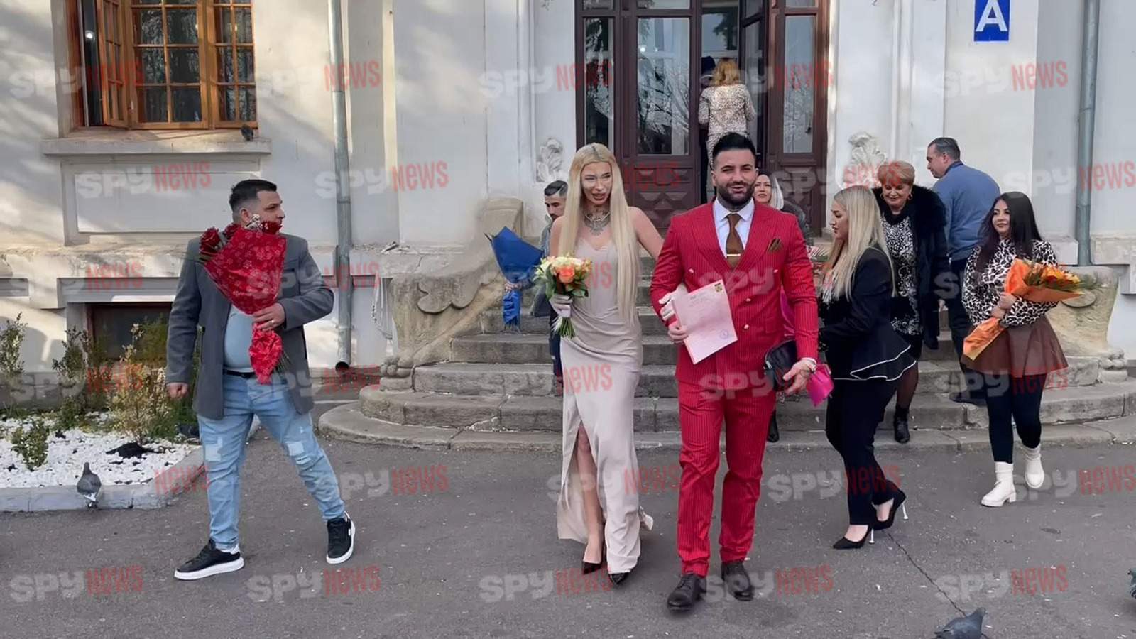 EXCLUSIV. Marcel de la Insula Iubirii se căsătorește civil cu iubita lui, Armina. Imagini de la emoționantul eveniment / VIDEO PAPARAZZI