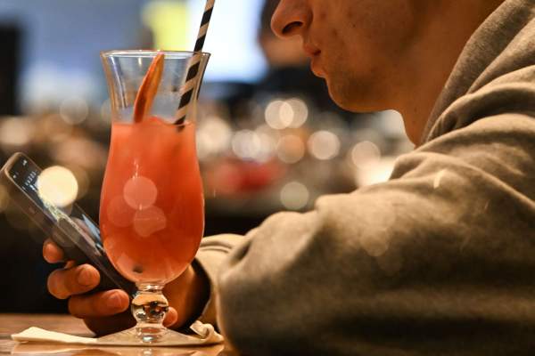 Țara din Europa unde nu se consumă deloc alcool în luna decembrie. Aici a fost implementat conceptul inedit - „Crăciunul alb”