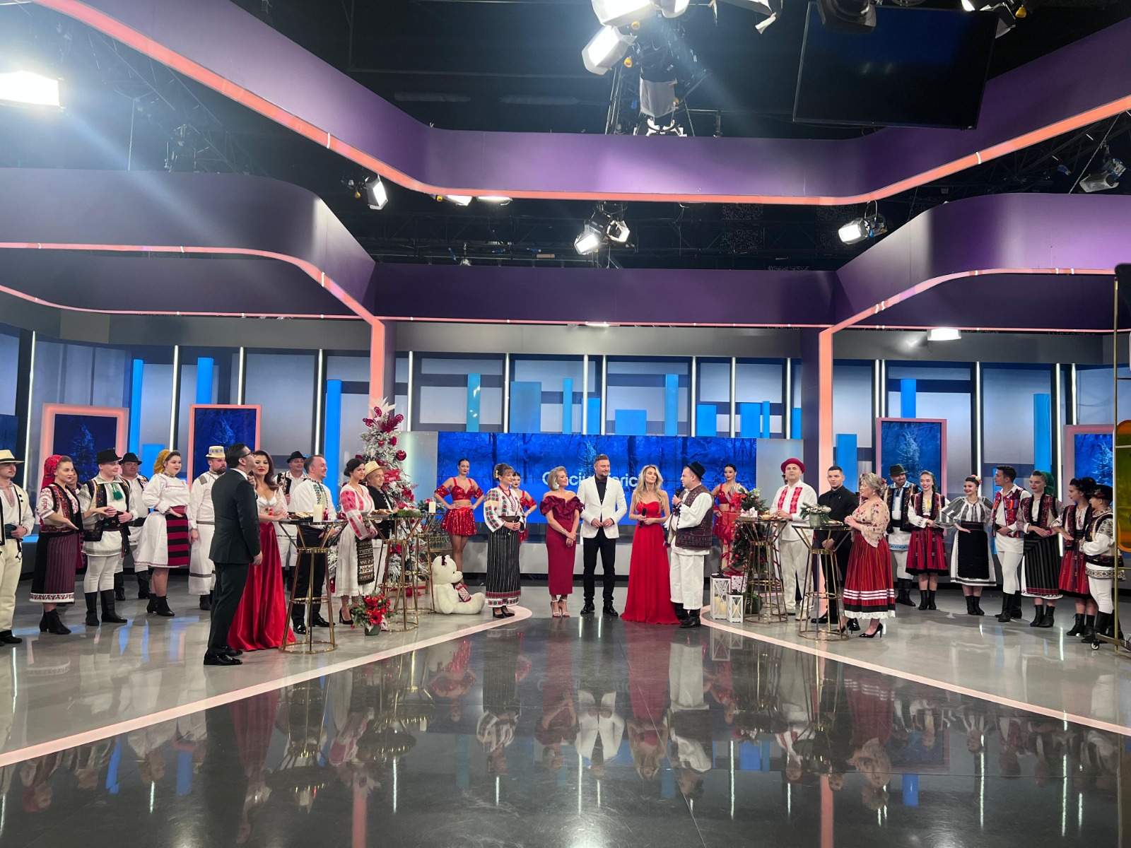 Antena Stars aduce spiritul Crăciunului în casele telespecatorilor prin ediţii speciale de sărbătoare