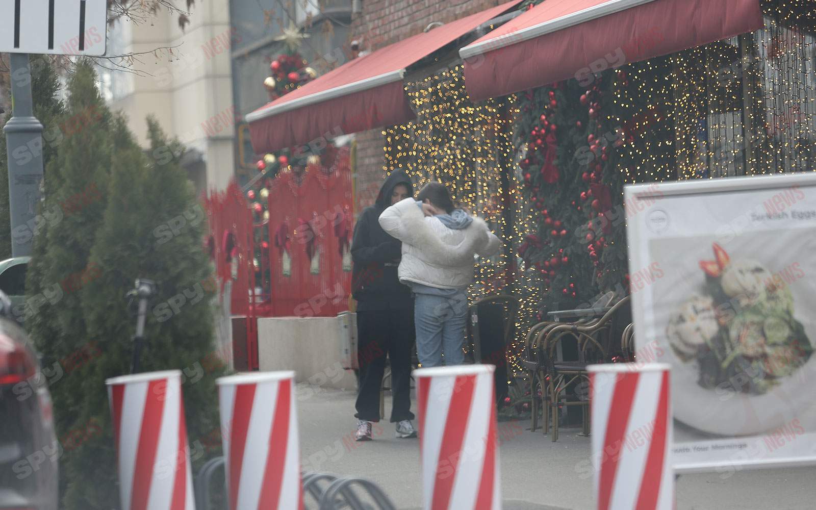 Ca fetele! Imagini rare cu Antonia şi fiica! Cum şi-a răsfăţat cântăreaţa îngeraşul / PAPARAZZI