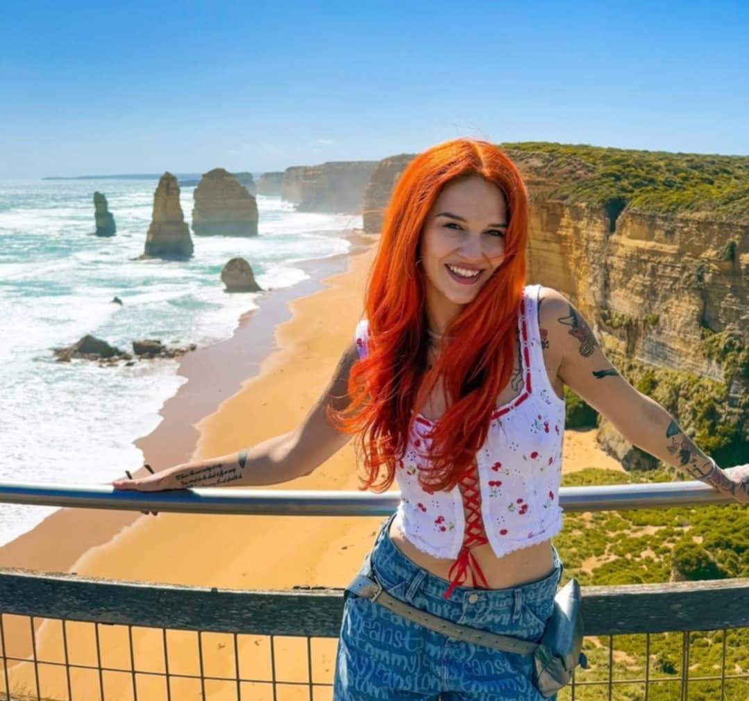 A fugit până în Australia după el, dar a rămas cu buza umflată! O celebră influenceriță de la noi a fost părăsită după ce iubitul s-a întors la fosta | VIDEO