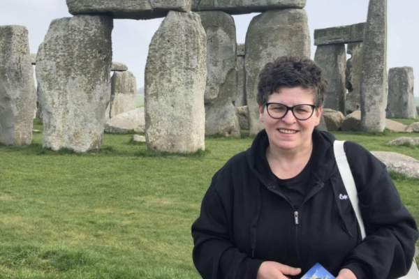 Cum arată casa româncei din Anglia care a fost inclusă de BBC în topul celor mai frumoase locuințe. Femeia a decorat-o folosind materiale reciclabile