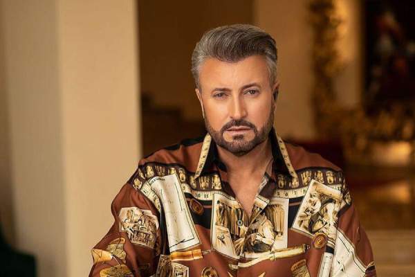 Un show păcătos. Imagini de senzație de la ziua de naștere a lui Cătălin Botezatu. Unde va pleca designerul la scurt timp după petrecere