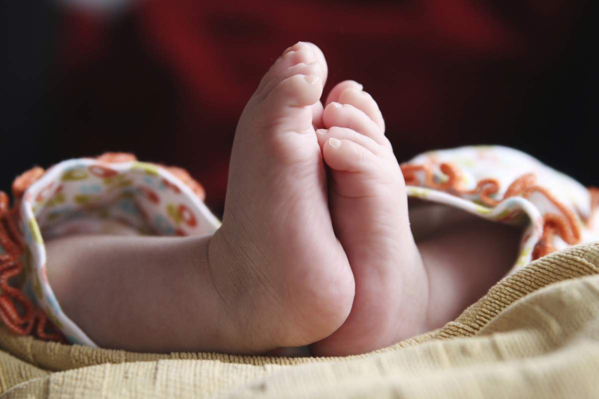 Picioare de bebeluș