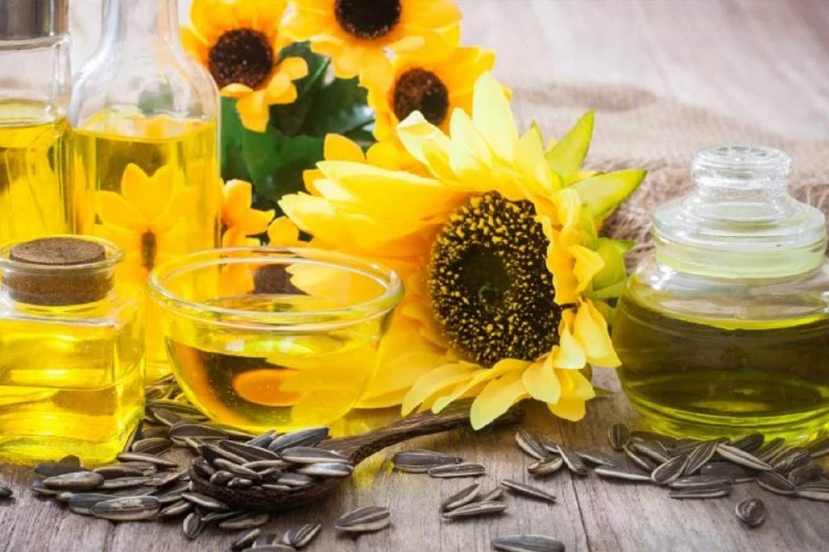 Imagine cu ulei de floarea-soarelui si si flori