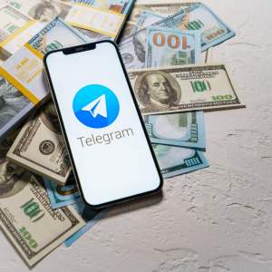 Atenție! Noua înșelătorie cu bani falși de pe Telegram. Poliția trage un semnal de alarmă