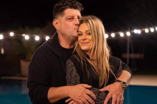 Știrile Antena Stars. Emma de la Zu și Tavi Colen, 14 ani de relație. Secretele celor doi pentru a forma un cuplu de durată: ”Trebuie să fie mai mult decât iubire” / VIDEO