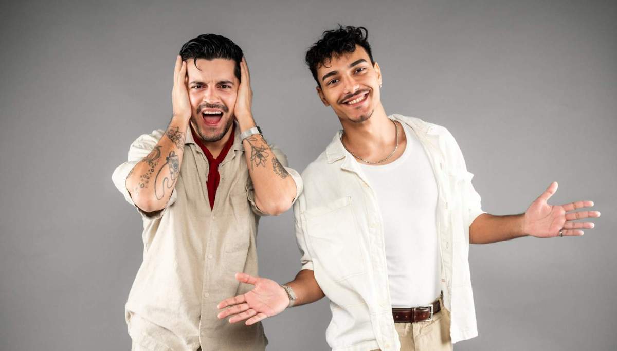 Andrei WRS și iubitul lui, Vlad Condurache, poză pentru Asia Express Andrei WRS și iubitul lui, Vlad Condurache