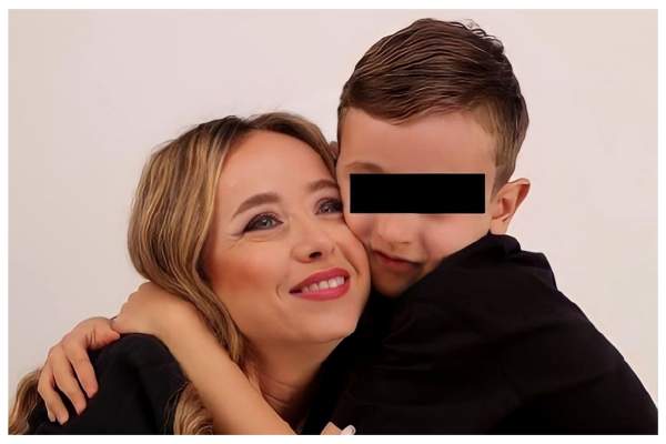 Știrile Antena Stars. Ani Crețu, probleme grave din cauza alergiei fiului. Băiatul s-a îmbolnăvit în urma unui vaccin: ”Nu avem niciun ajutor” / VIDEO