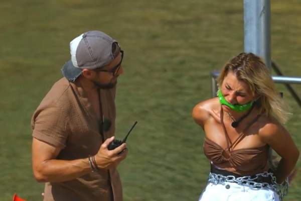 Power Couple România, 26 februarie 2024. Anamariei Ionescu i s-a făcut rău, în timp ce era legată cu lanțuri. Dani Oțil i-a venit în ajutor: ”Te doare...” / VIDEO