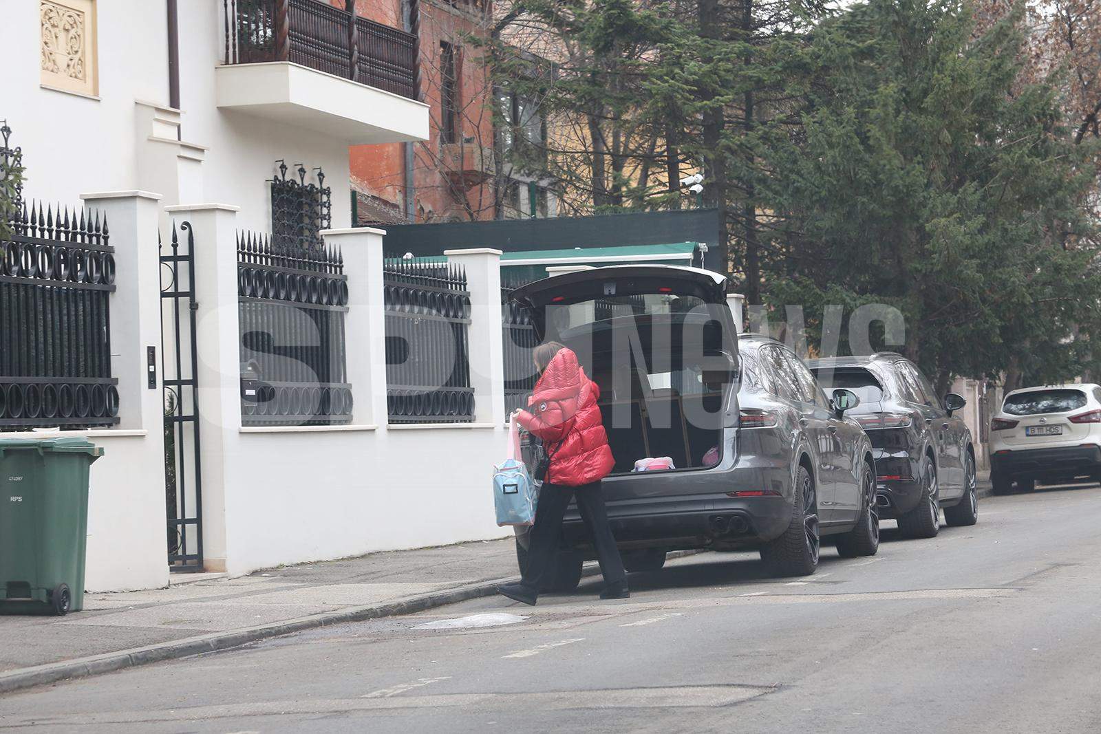 Vova Cohn, cadou fabulos pentru soția lui! Milionarul nu s-a uitat câți bani a scos din buzunar când l-a cumpărat! Cristina Rus și soțul ei au fost și ei prezenți / PAPARAZZI