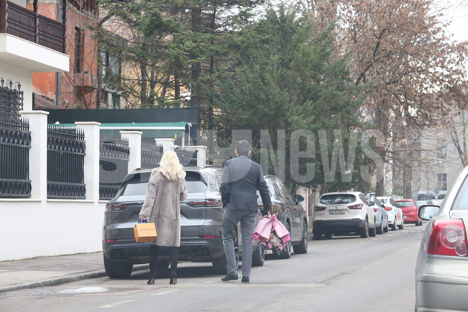 Vova Cohn, cadou fabulos pentru soția lui! Milionarul nu s-a uitat câți bani a scos din buzunar când l-a cumpărat! Cristina Rus și soțul ei au fost și ei prezenți / PAPARAZZI