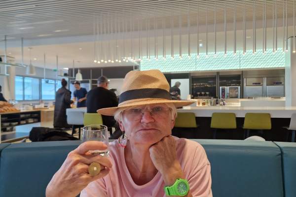 Stirile Antena Stars. Monica Tatoiu se operează de urgență! Cu ce probleme se confruntă femeia de afaceri: „Nu vreau să vină nimeni cu mine!” / VIDEO