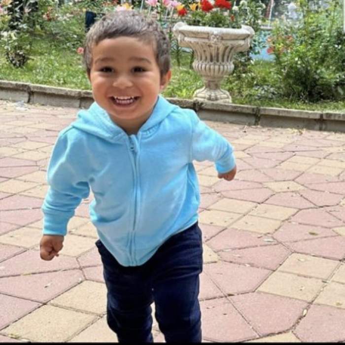 Imagine cu minorul de doi ani, din Botoşani, dispărut