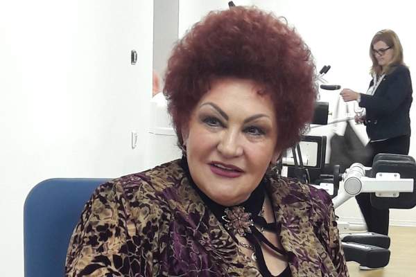 Star Matinal. Cum se simte Elena Merișoreanu, după ce s-a confruntat cu probleme de sănătate. Interpreta a revenit pe scenă: „Nu mai pot să merg” / VIDEO